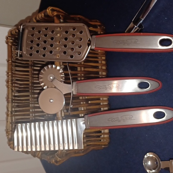 Wolfgang Puck Utensils NWOT - Picture 2 of 4